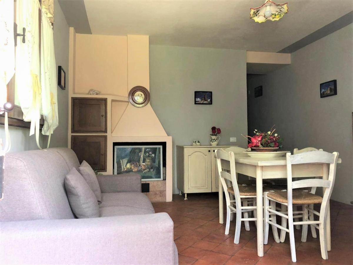 Borgo Romena Hotel Pratovecchio Buitenkant foto