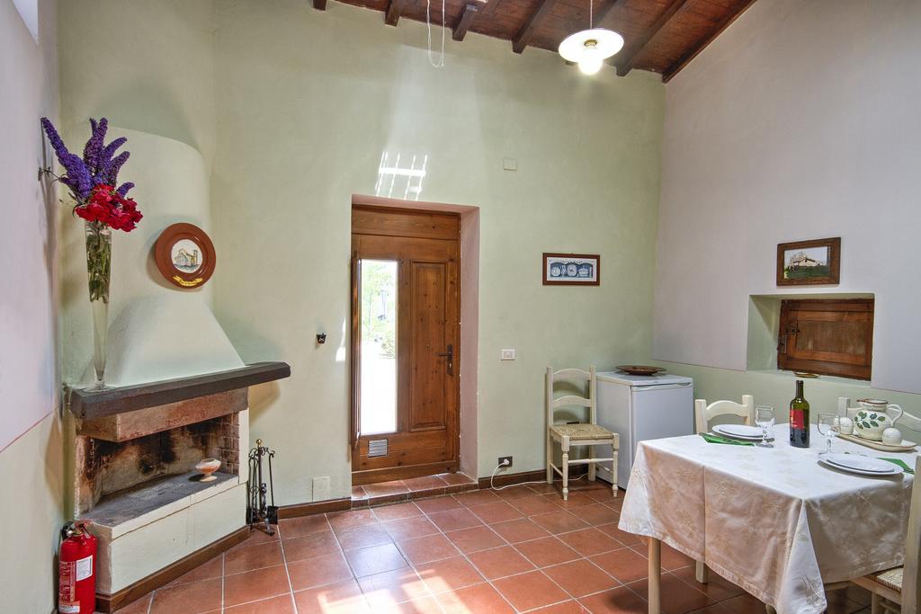 Borgo Romena Hotel Pratovecchio Buitenkant foto